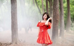 四个人玩我一个人是什么感觉